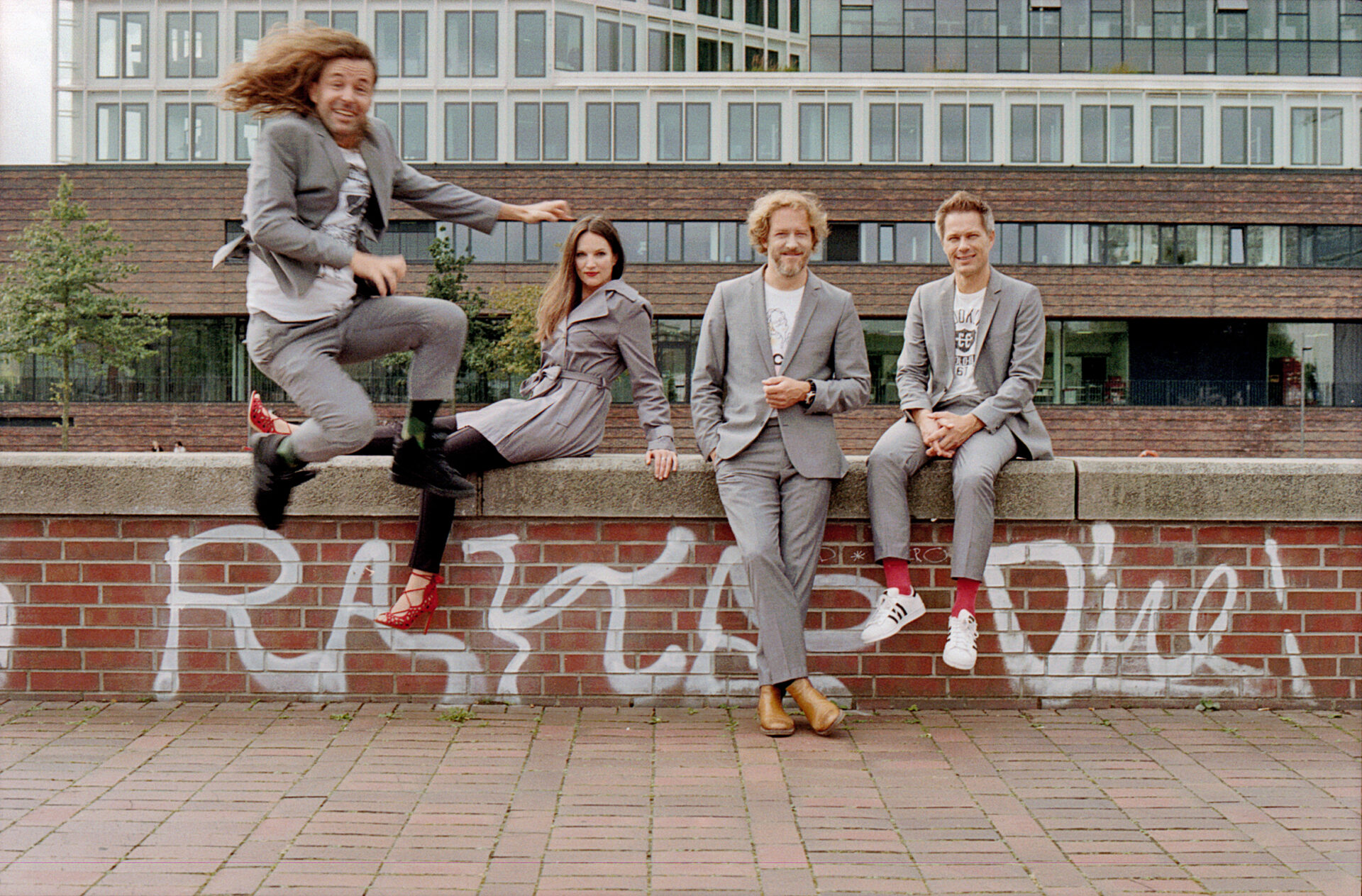 Guten Rutsch! LaLeLu a cappella comedy